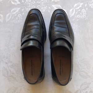 Johnston & Murphy Signature Sheepskin Black Leather Loafers Men’s Size 10.5M